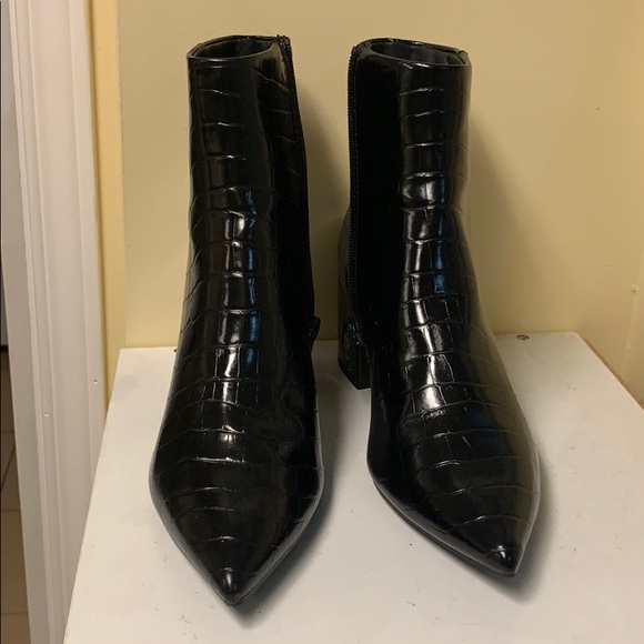 ASOS Black Croc pointed block heel boots - Picture 2 of 5